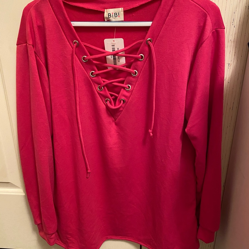 Cute soft pink top bibi